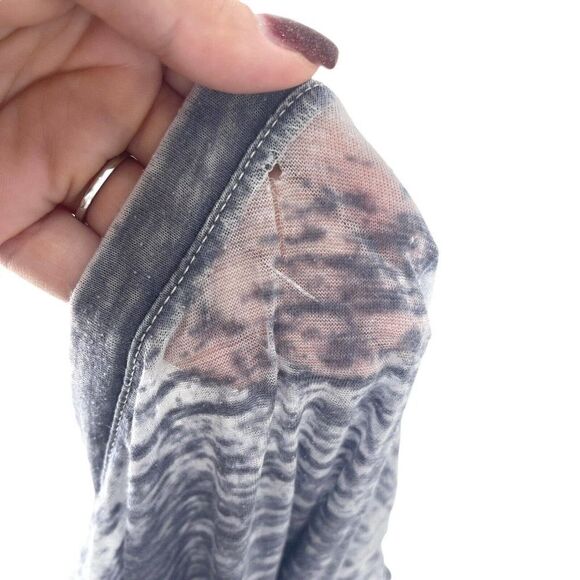 Ramones T-Shirt Burnout Material Bravado Size Small Gray Short Sleeve Band Tee - Picture 8 of 11